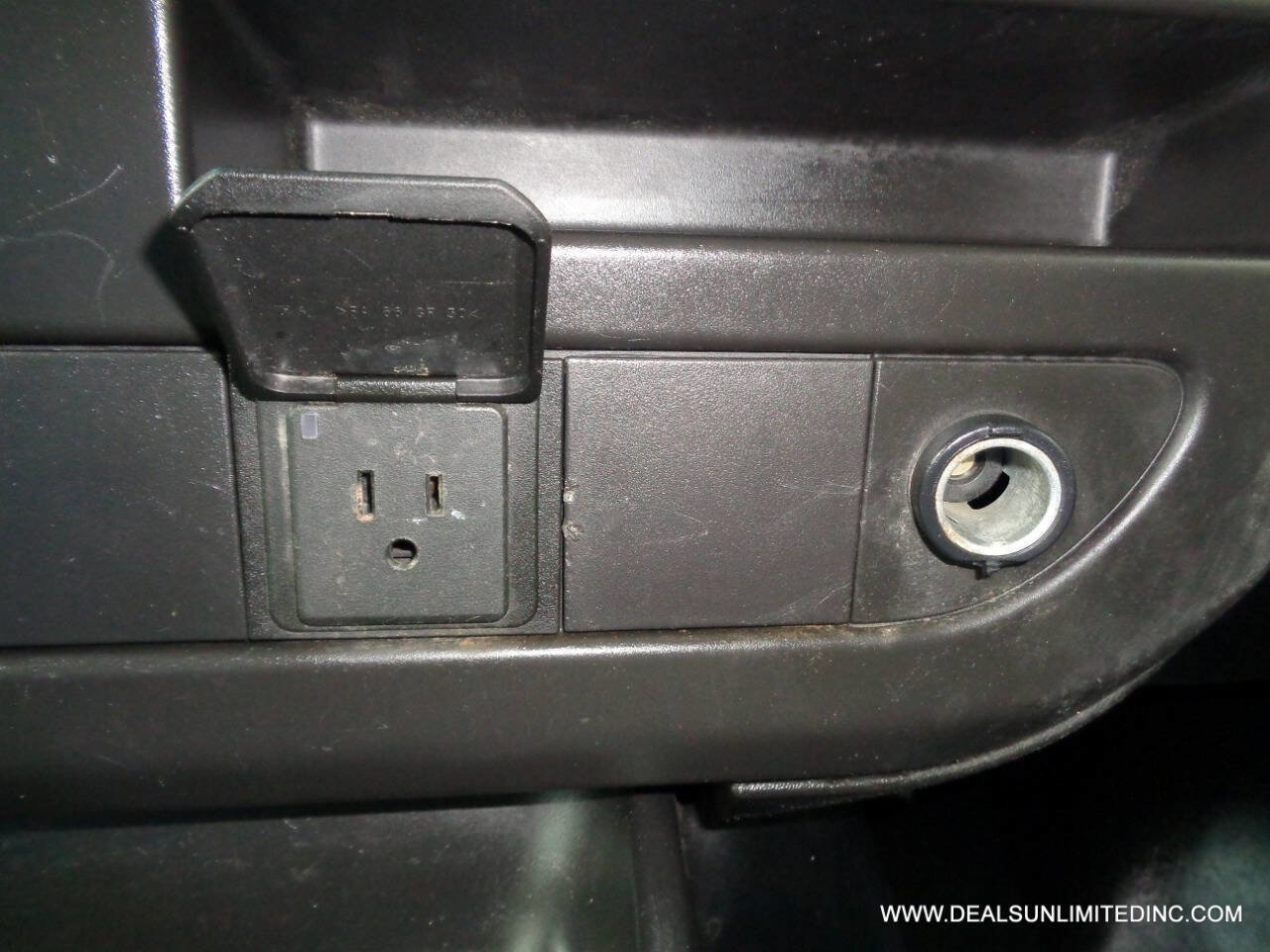 Used 2020 GMC Savana 2500 w/ Driver Convenience Package image 12