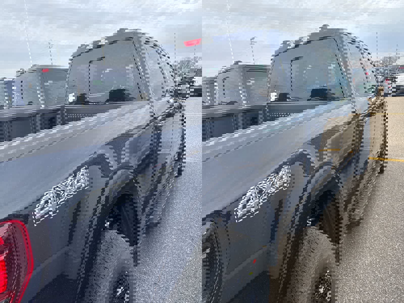 New 2026 Ford F150 XLT w/ Equipment Group 302A MID image 25