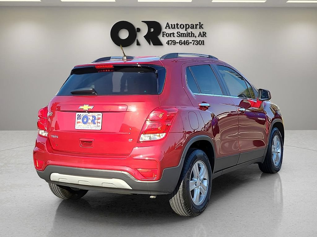 Used 2019 Chevrolet Trax LT w/ LT Convenience Package FWD image 5