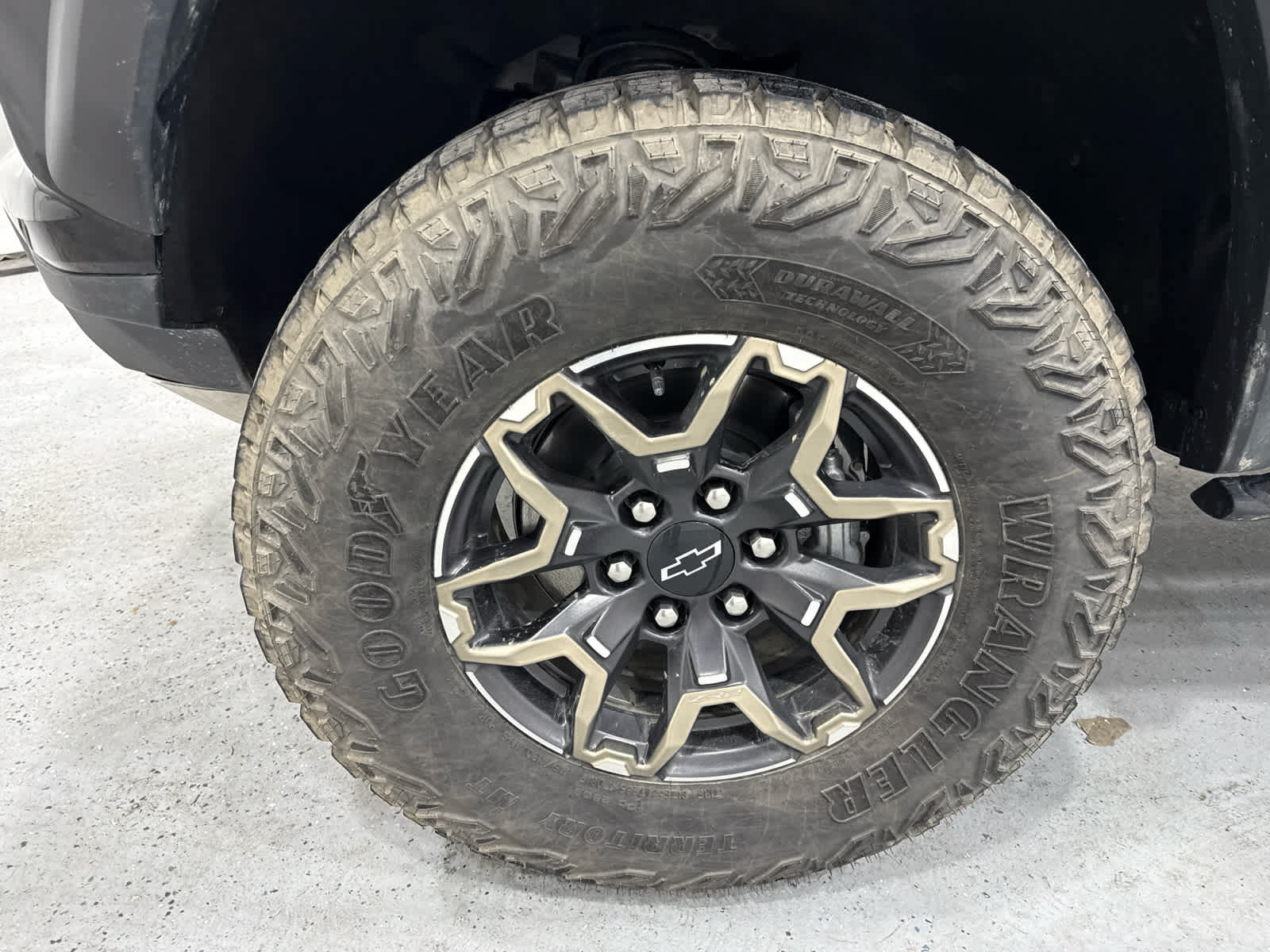 Certified 2026 Chevrolet Colorado ZR2 w/ Technology Package AWD/4WD image 10