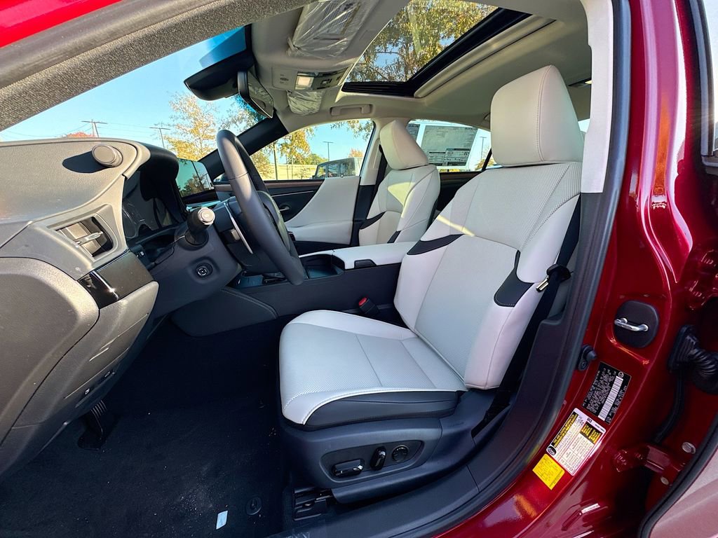 New 2025 Lexus ES 350 w/ Premium Package image 24