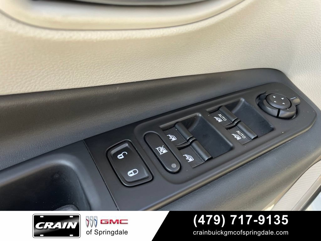 Used 2022 Jeep Renegade Limited AWD/4WD image 12