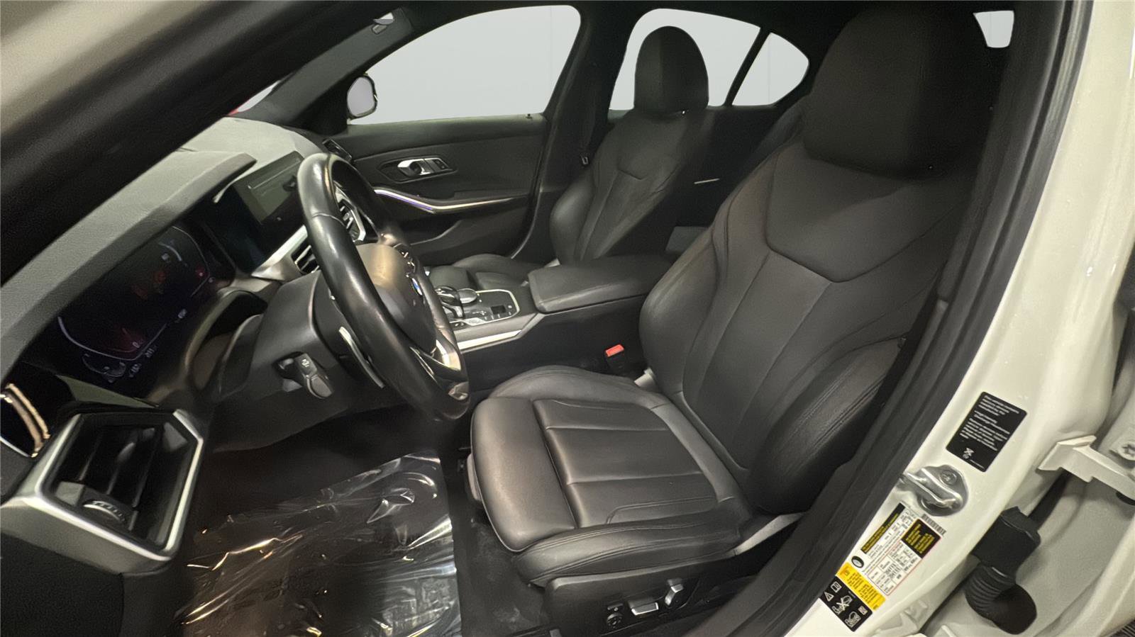 Used 2020 BMW 330i xDrive Sedan w/ Premium Package image 10