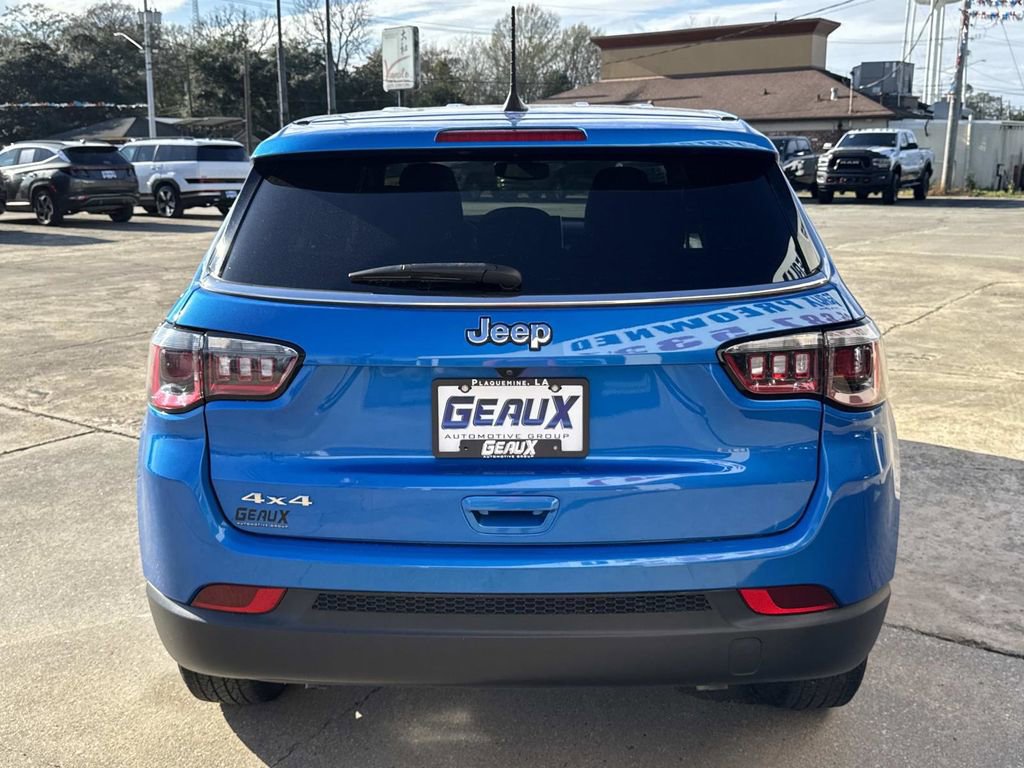 Used 2024 Jeep Compass Sport image 11