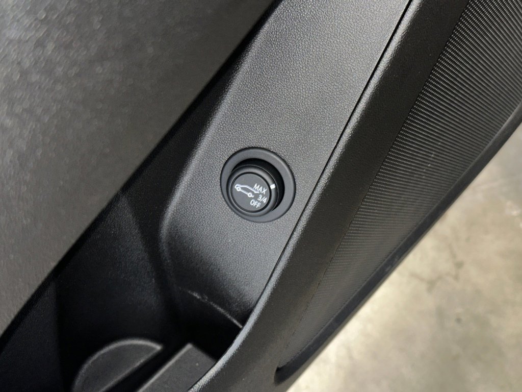 Used 2024 Chevrolet Equinox LT w/ LPO, Floor Liner Package image 6