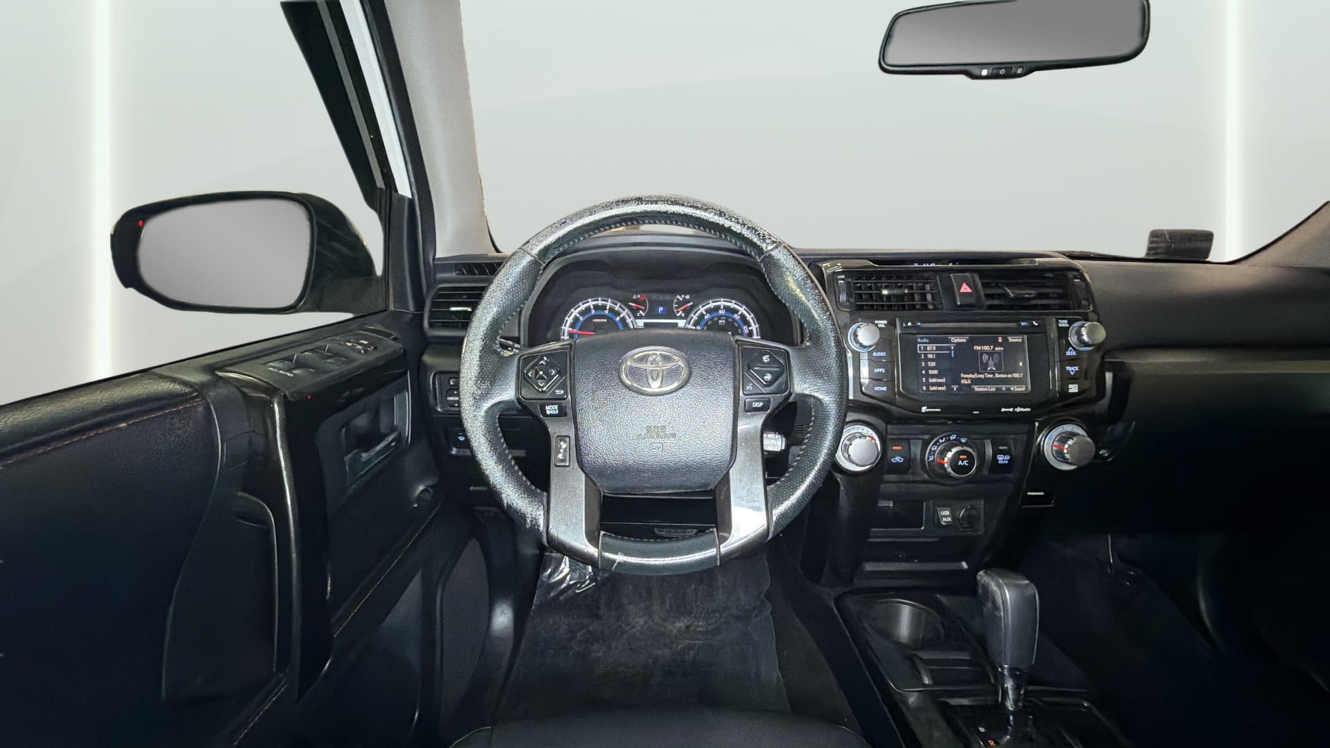 Used 2016 Toyota 4Runner Trail Premium AWD/4WD image 16
