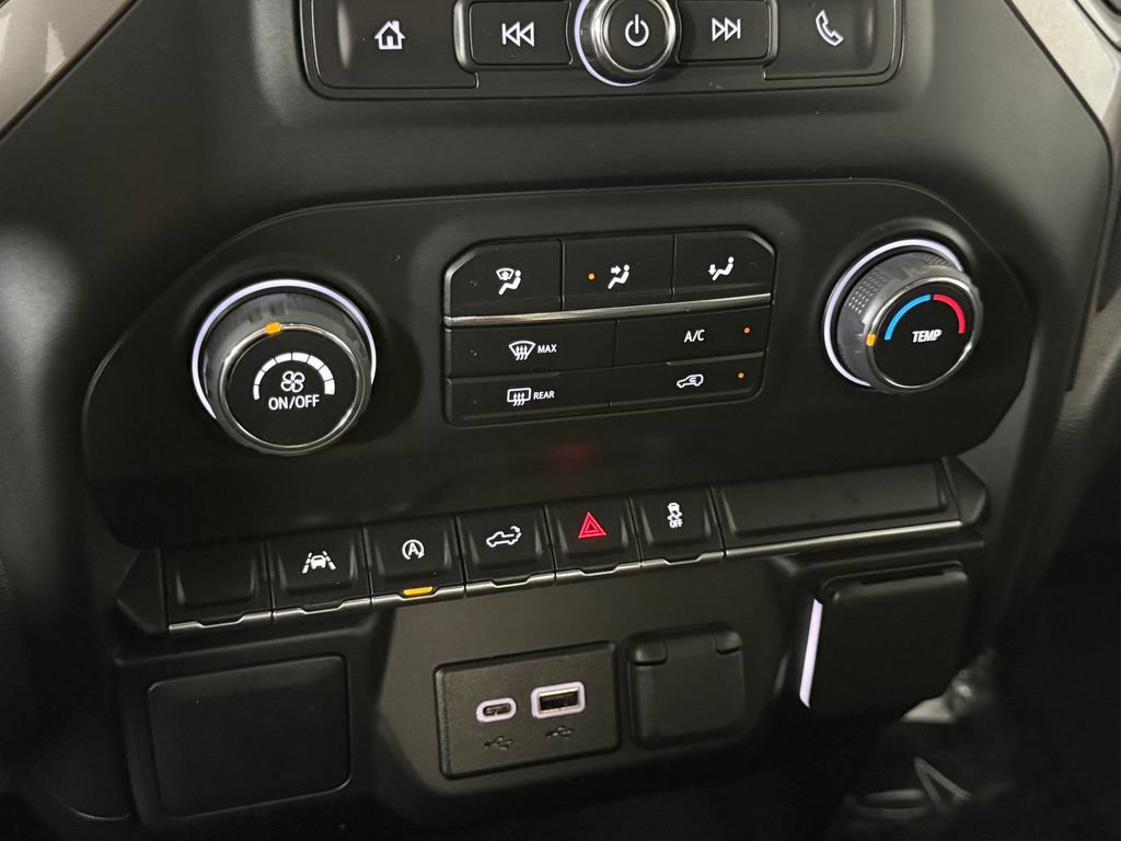 Used 2022 Chevrolet Silverado 1500 Custom AWD/4WD image 20
