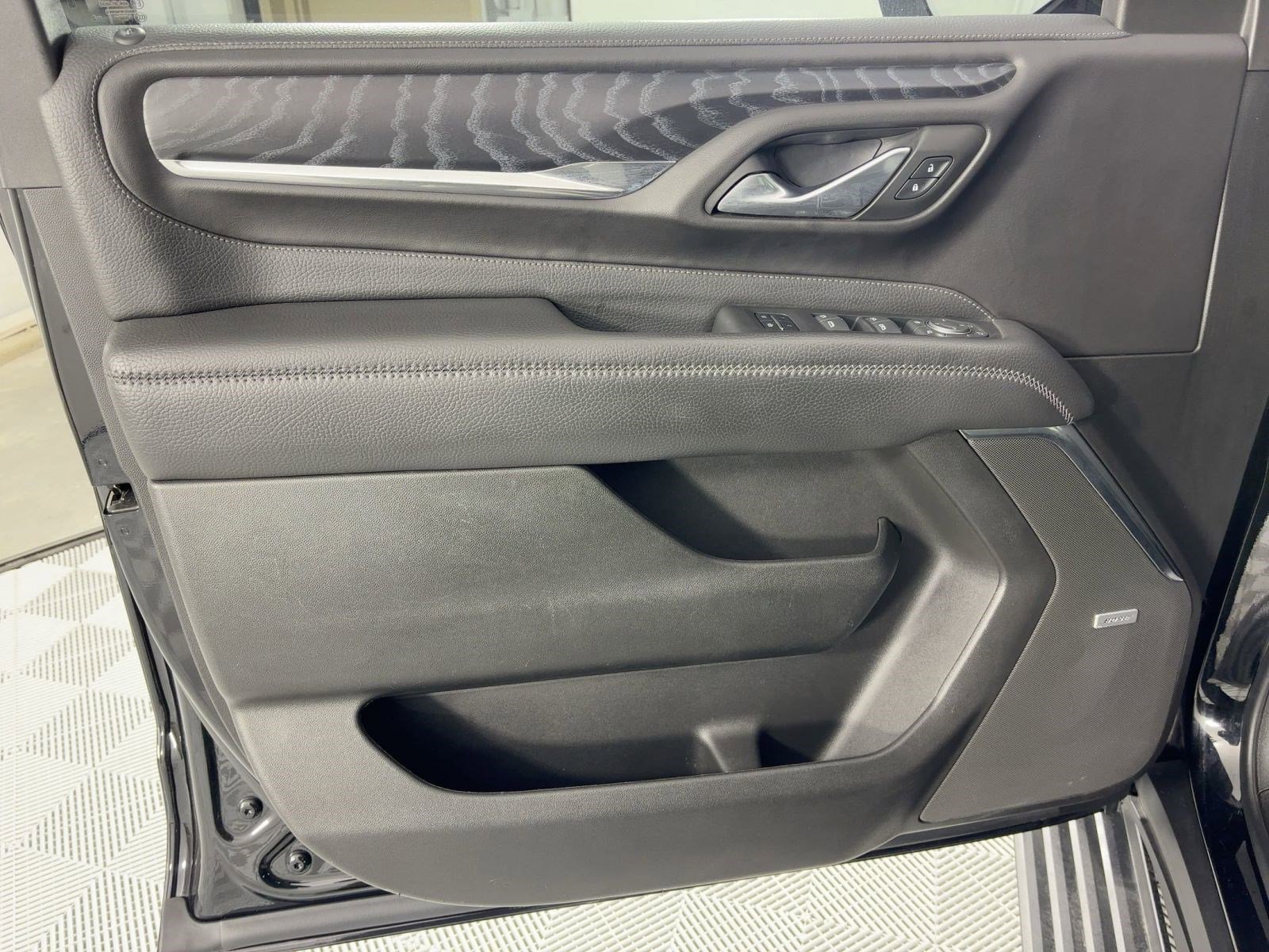 Used 2022 GMC Yukon Denali image 21