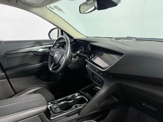 Used 2023 Buick Envision Essence image 33