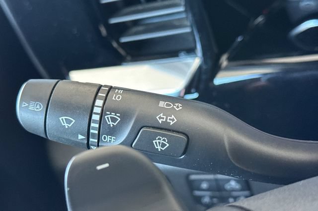 Used 2022 Chevrolet Silverado 1500 RST w/ Convenience Package II AWD/4WD image 38