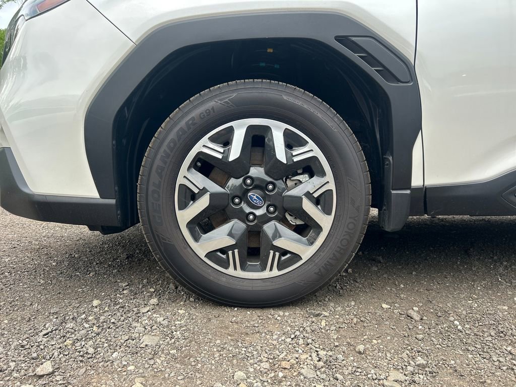Certified 2025 Subaru Forester Premium AWD/4WD image 20