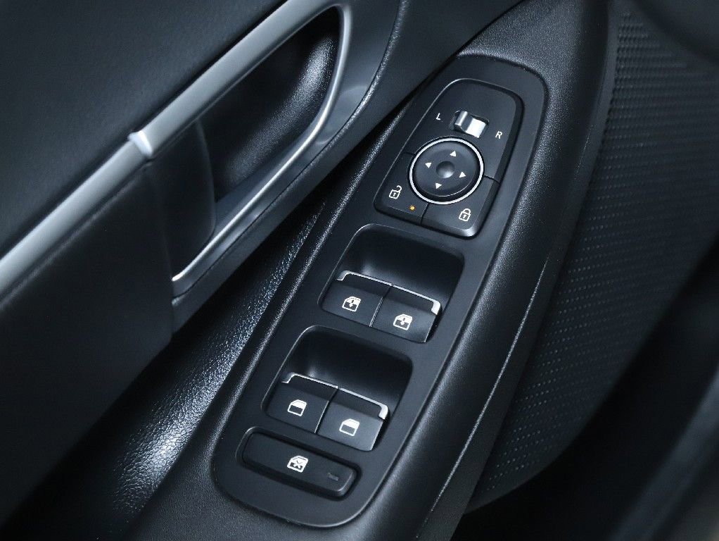 Used 2024 Hyundai Sonata SEL w/ Convenience Package FWD image 17