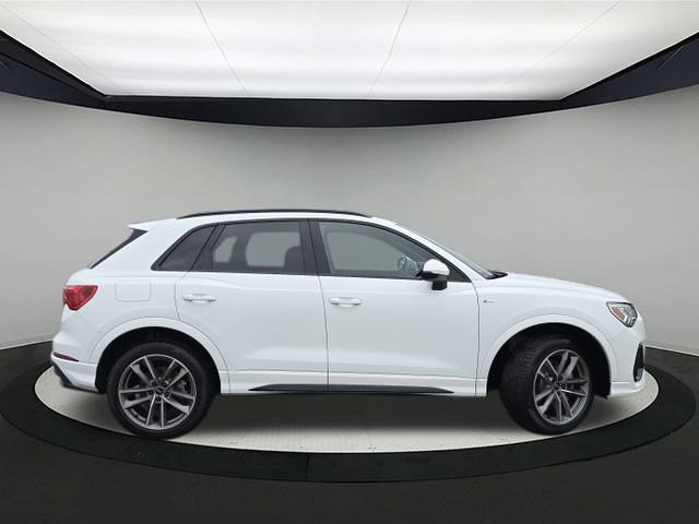 New 2025 Audi Q3 2.0T Premium image 8