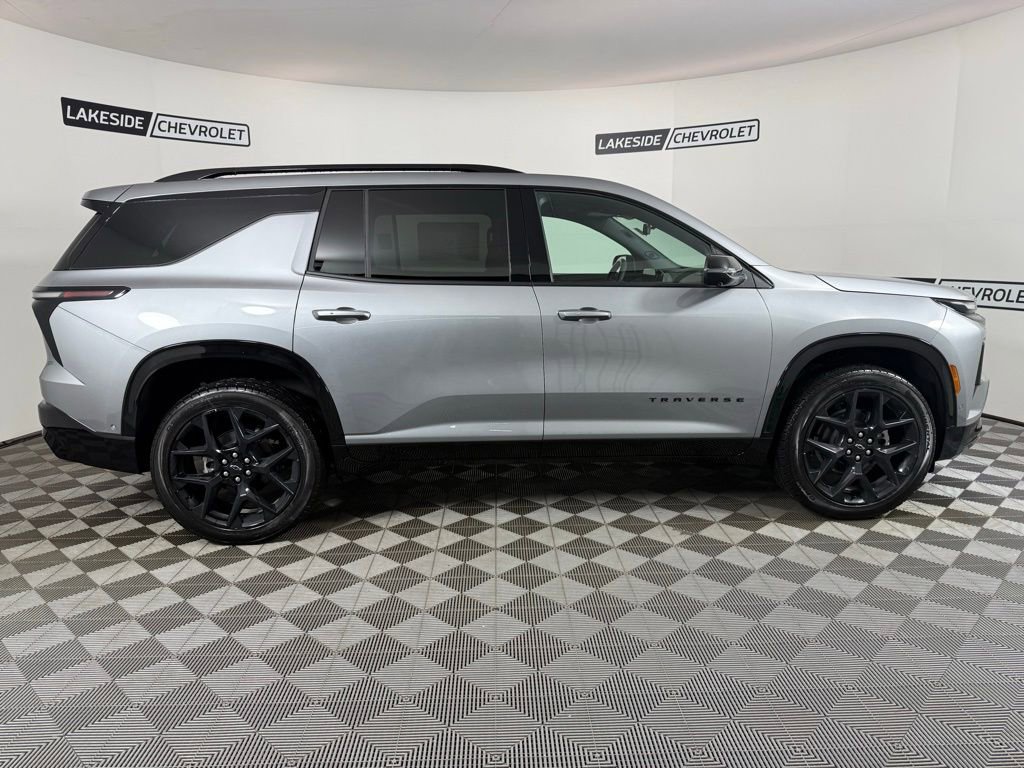New 2026 Chevrolet Traverse RS image 7