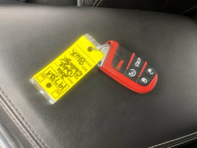 Used 2016 Dodge Challenger SRT Hellcat RWD image 31