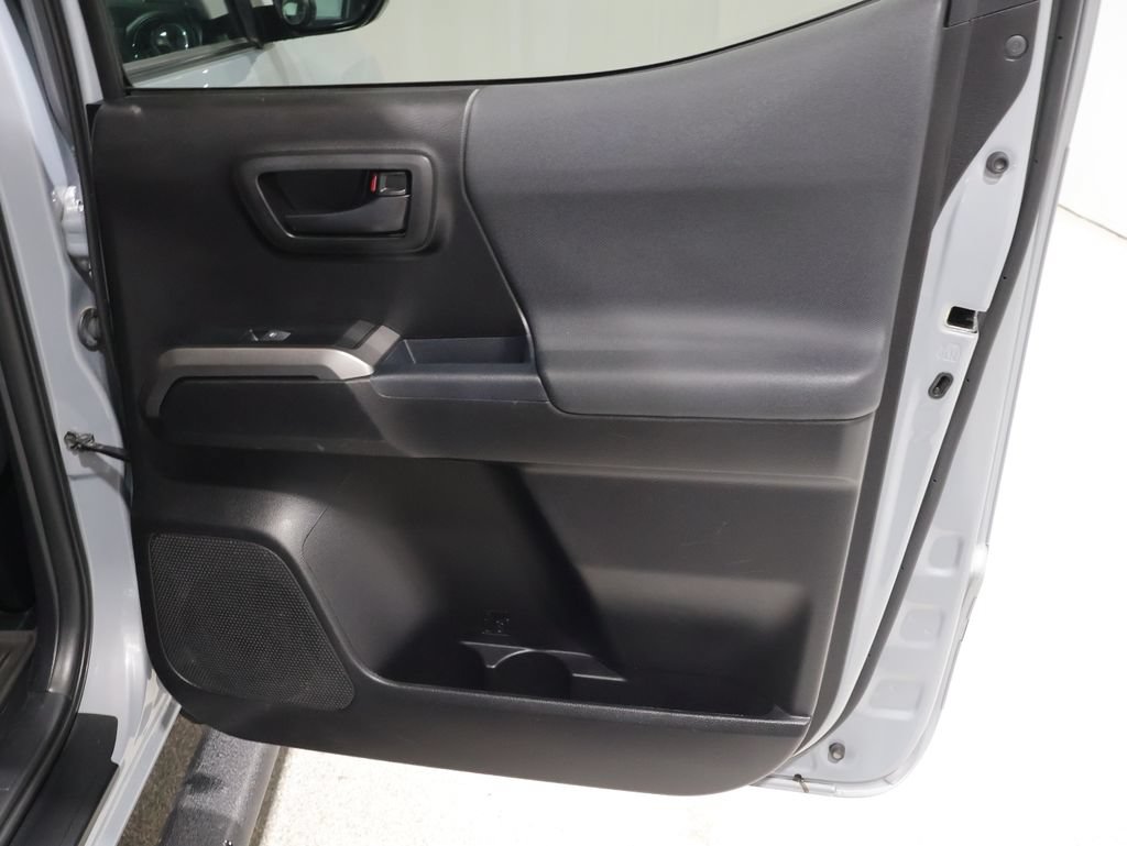 Used 2021 Toyota Tacoma SR5 w/ Trail Edition AWD/4WD image 21