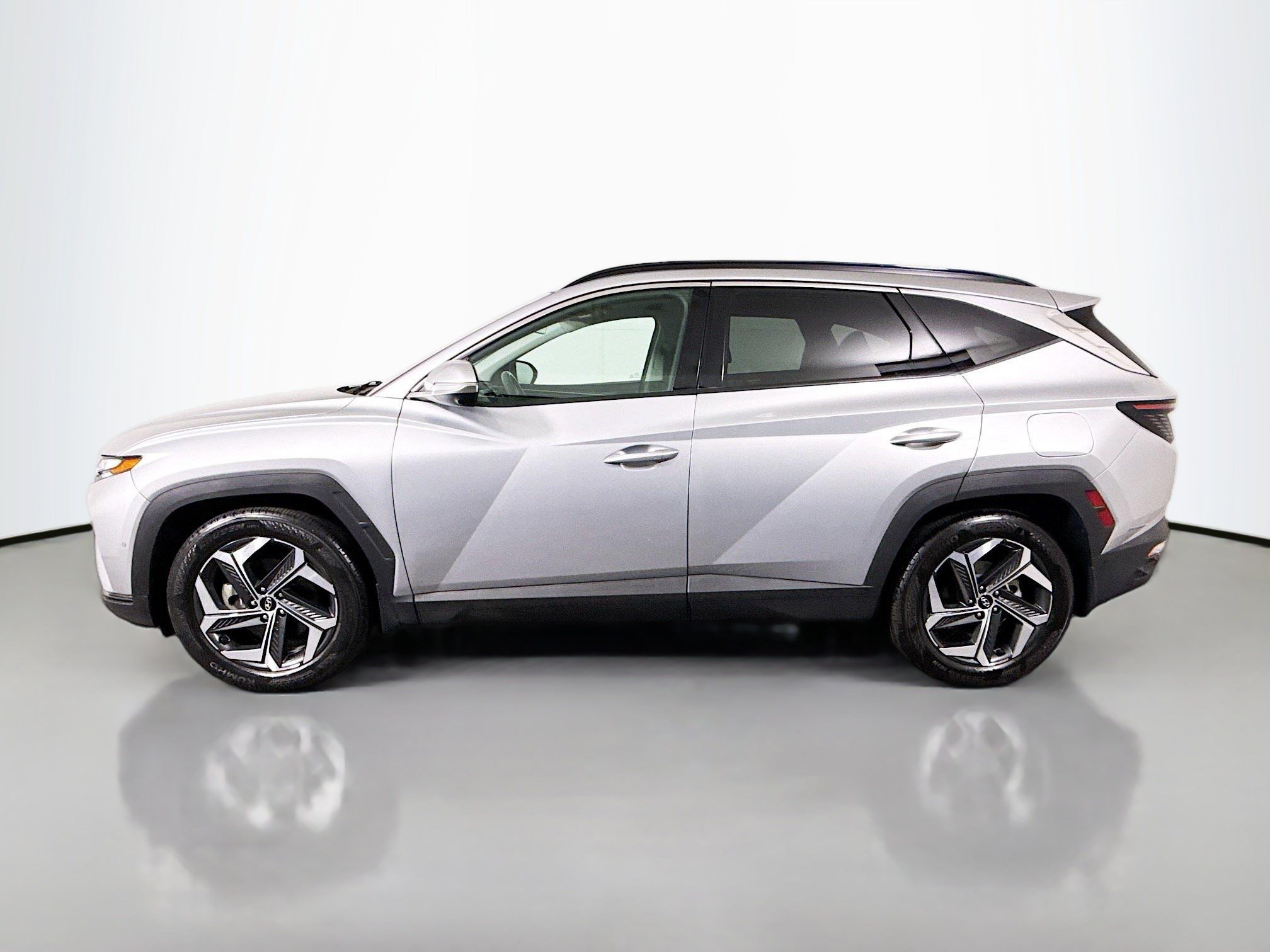 Used 2023 Hyundai Tucson Limited FWD image 6