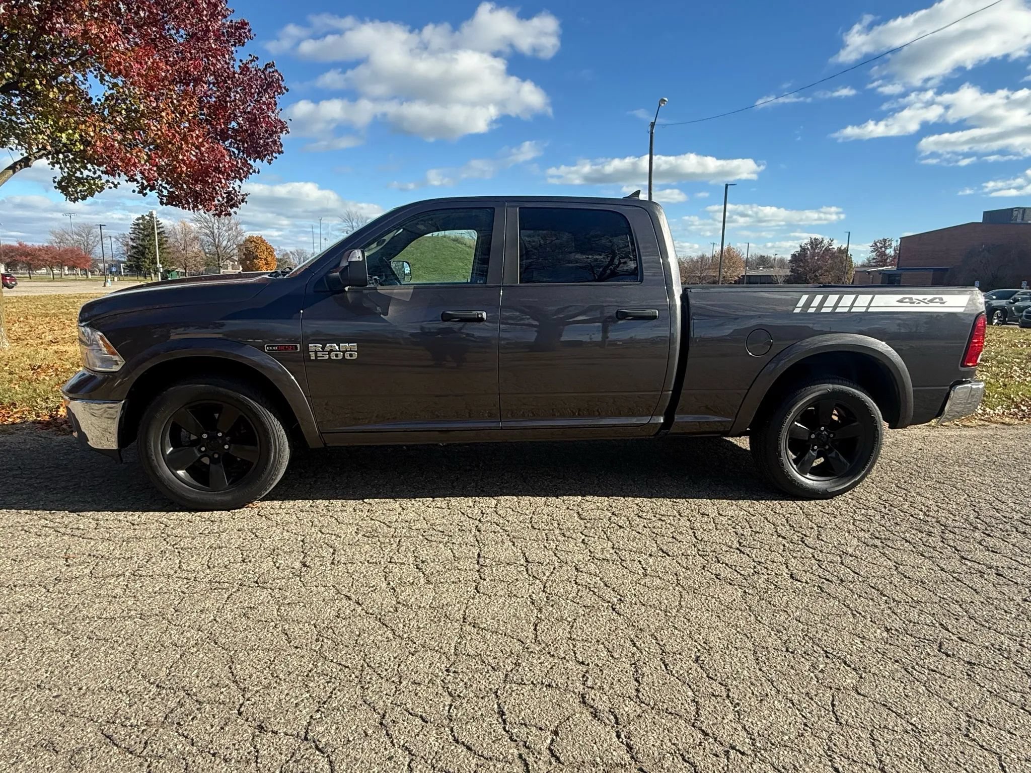 Used 2018 RAM 1500 Outdoorsman AWD/4WD image 1