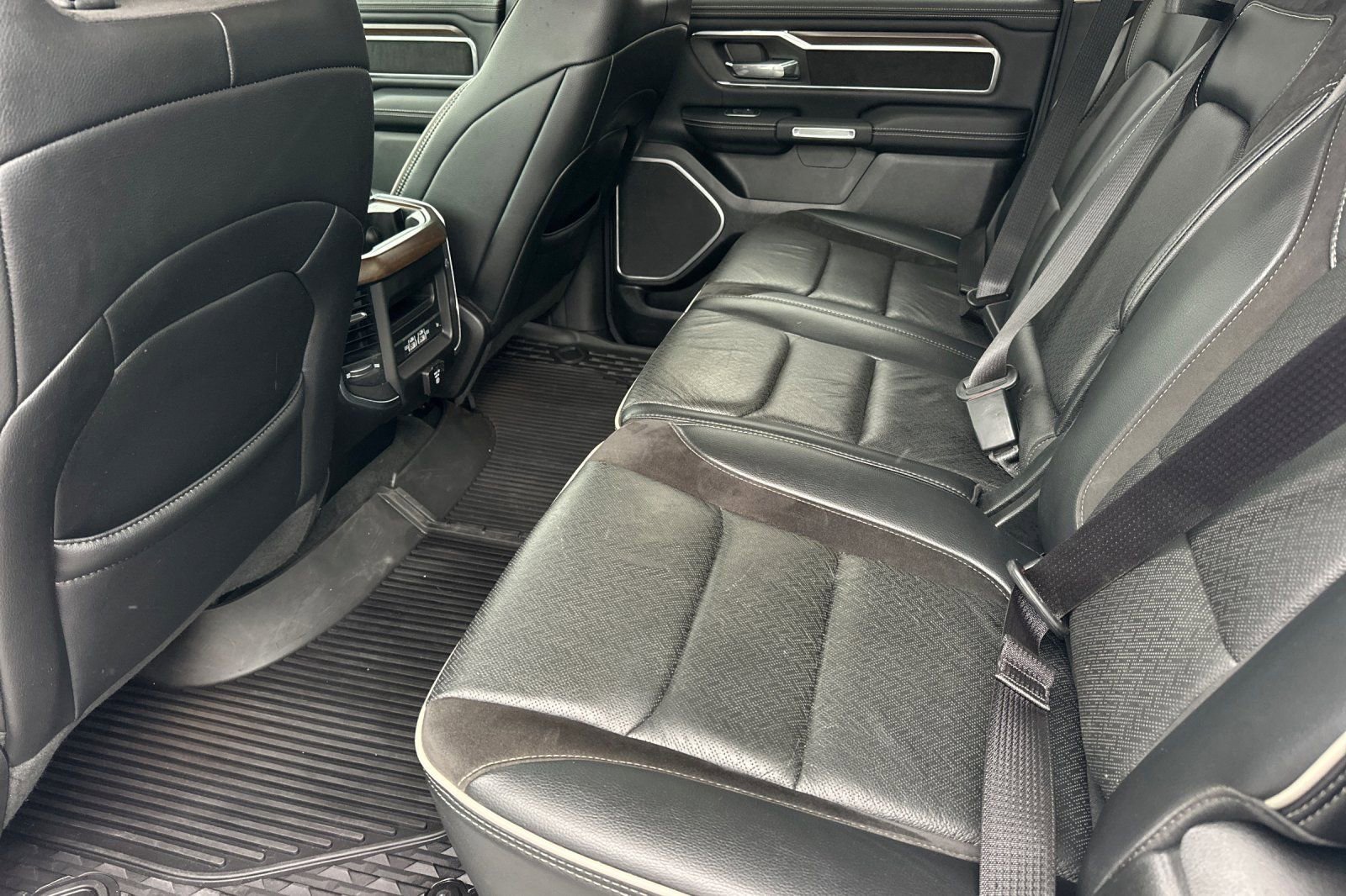 Used 2021 RAM 1500 Laramie image 12