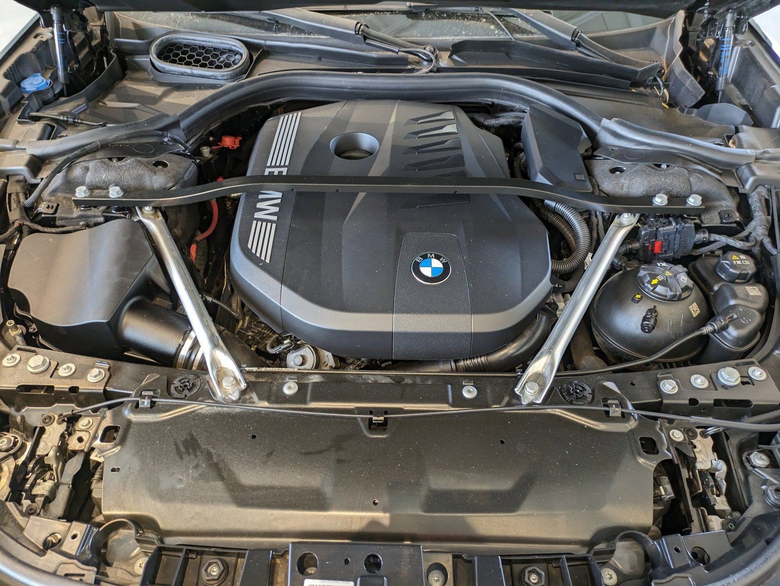 Used 2024 BMW 740i xDrive image 24