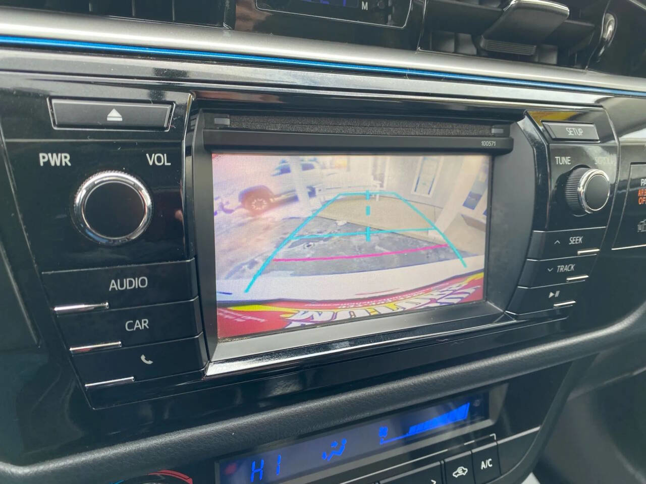 Used 2016 Toyota Corolla S image 16