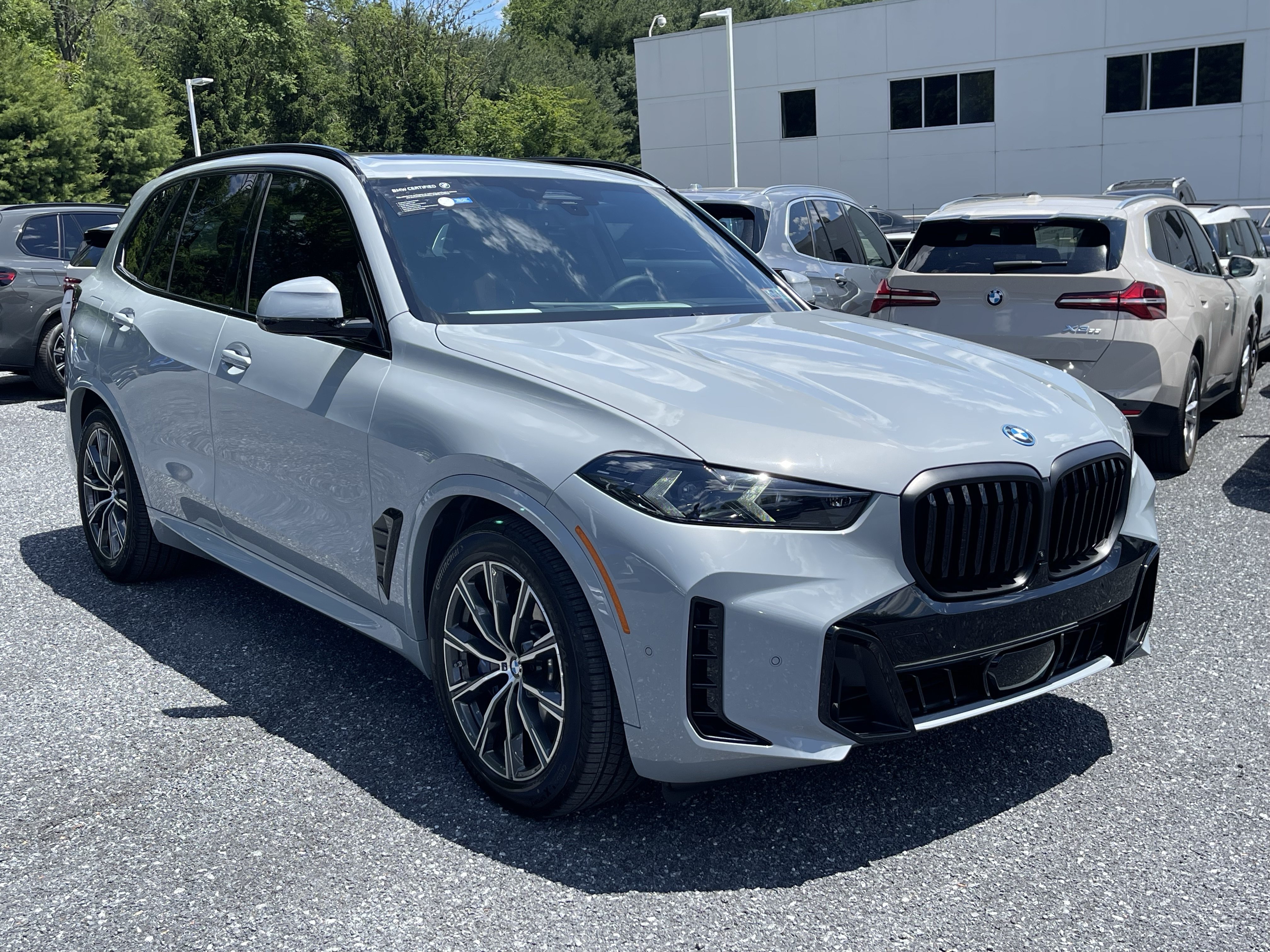 Certified 2026 BMW X5 xDrive50e AWD/4WD image 3