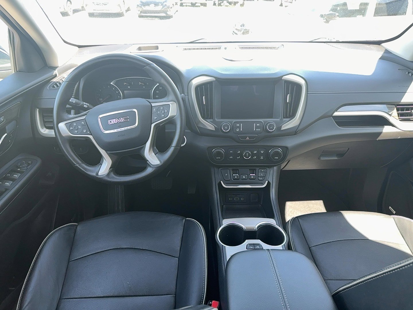 Used 2020 GMC Terrain Denali w/ Denali Premium Package AWD/4WD image 10