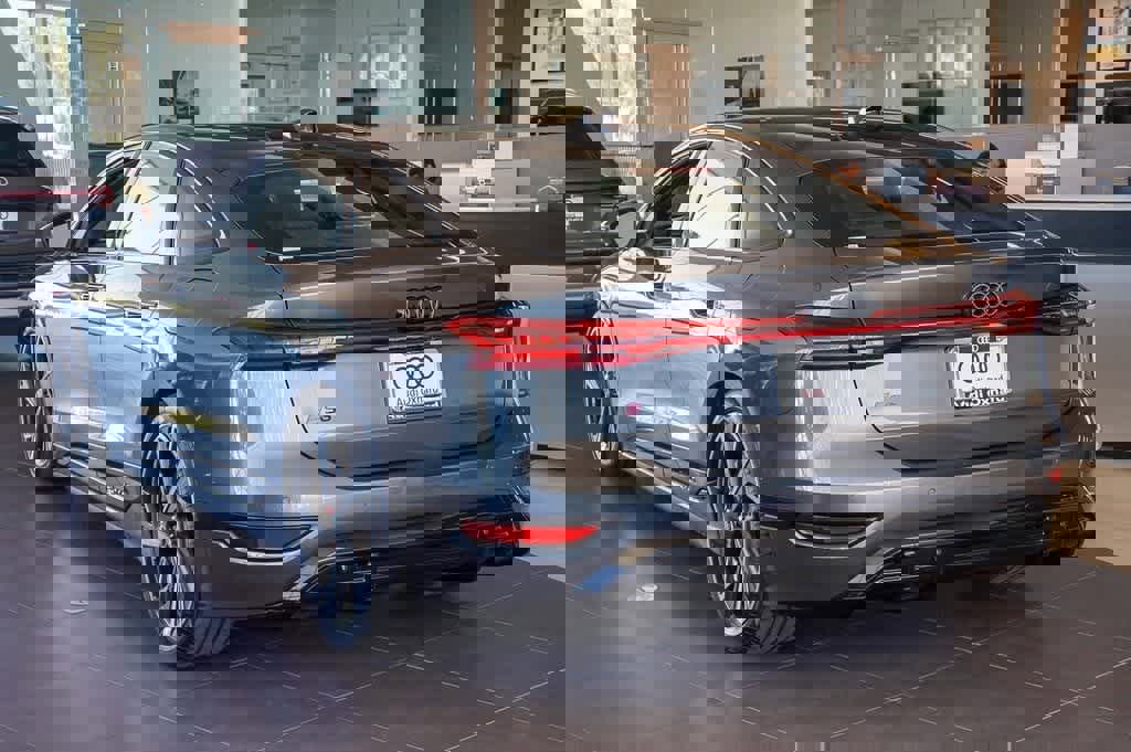 New 2025 Audi S6 e-tron Premium Plus image 6