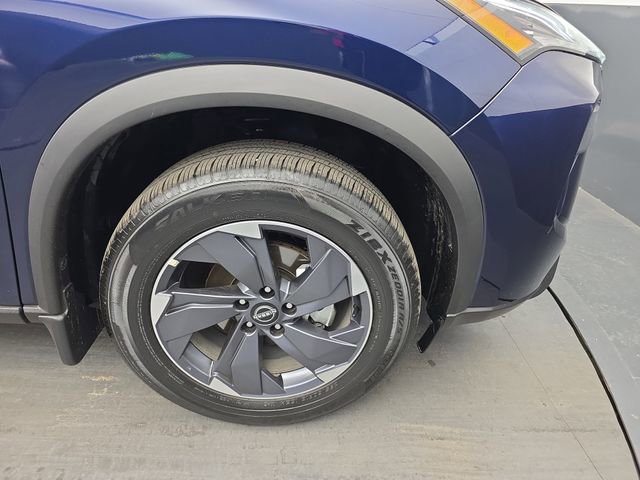 Used 2026 Nissan Rogue SV w/ SV Premium Package image 12