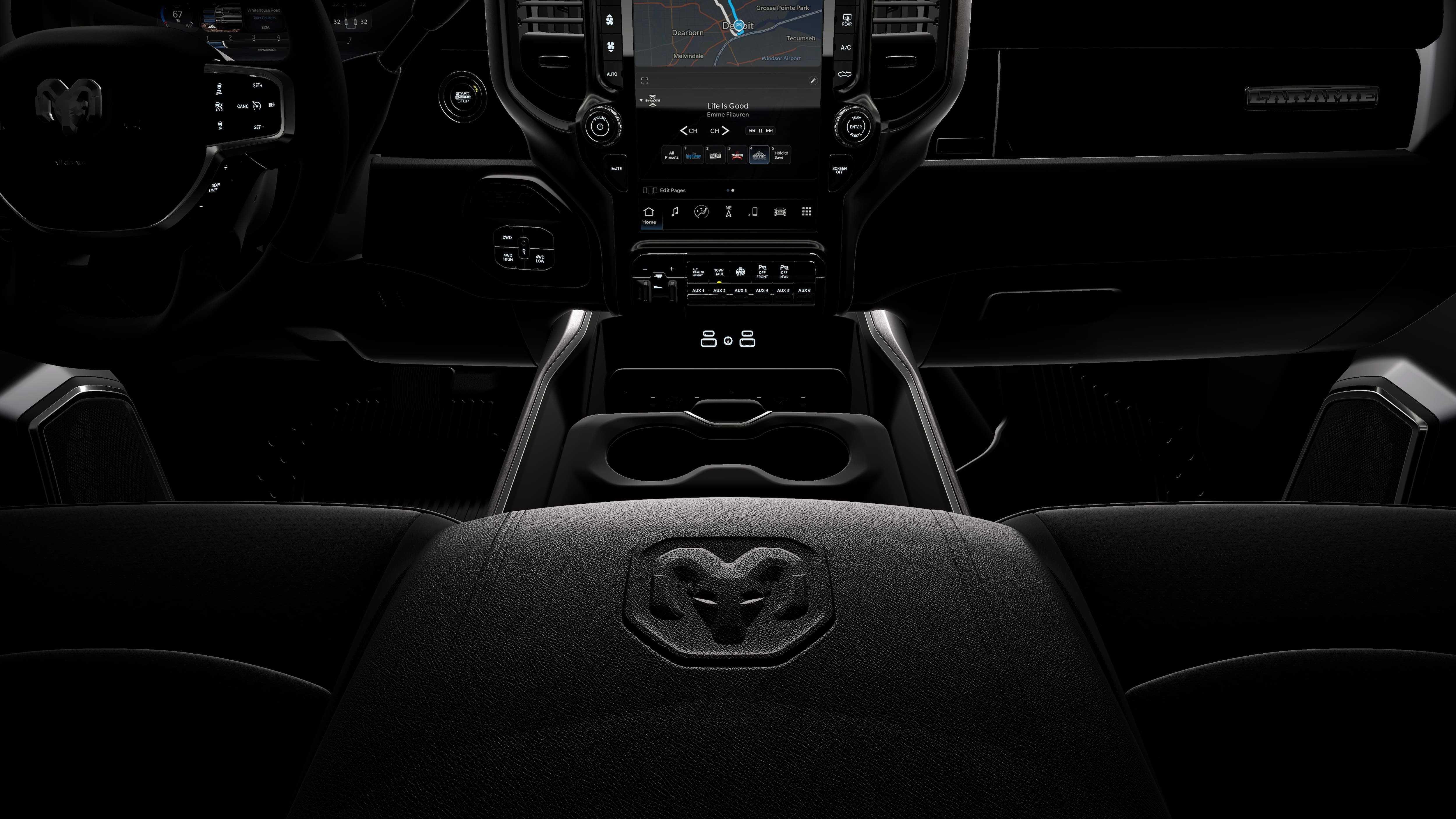 New 2026 RAM 3500 Laramie AWD/4WD image 17