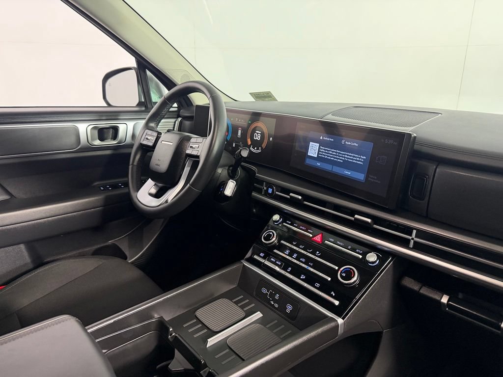 Used 2025 Hyundai Santa Fe SE FWD image 29