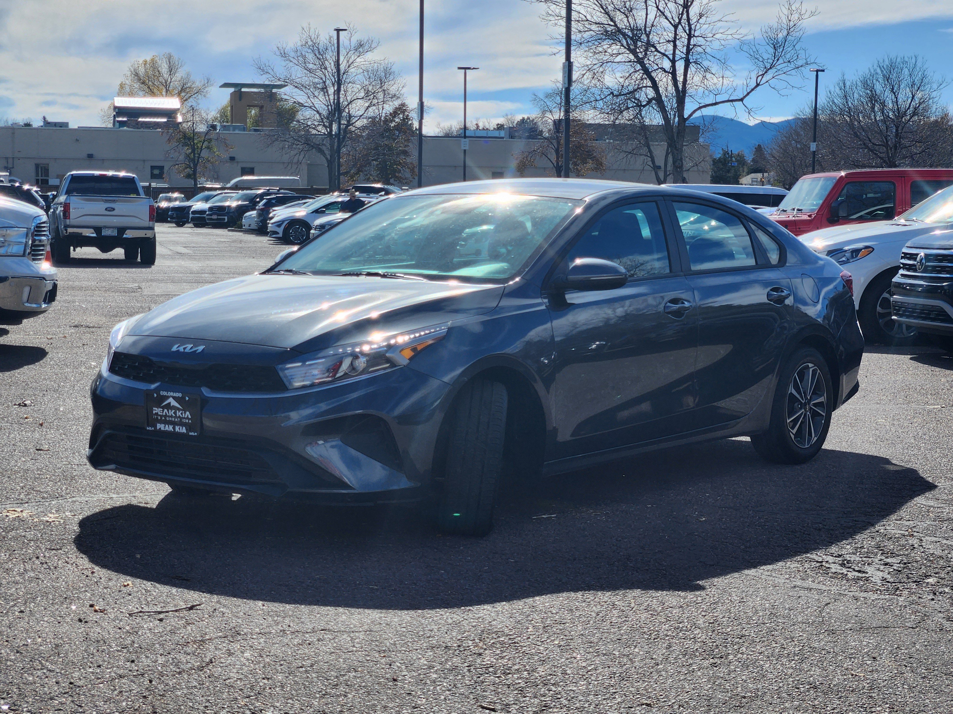 Used 2024 Kia Forte LXS w/ LXS Technology Package image 4