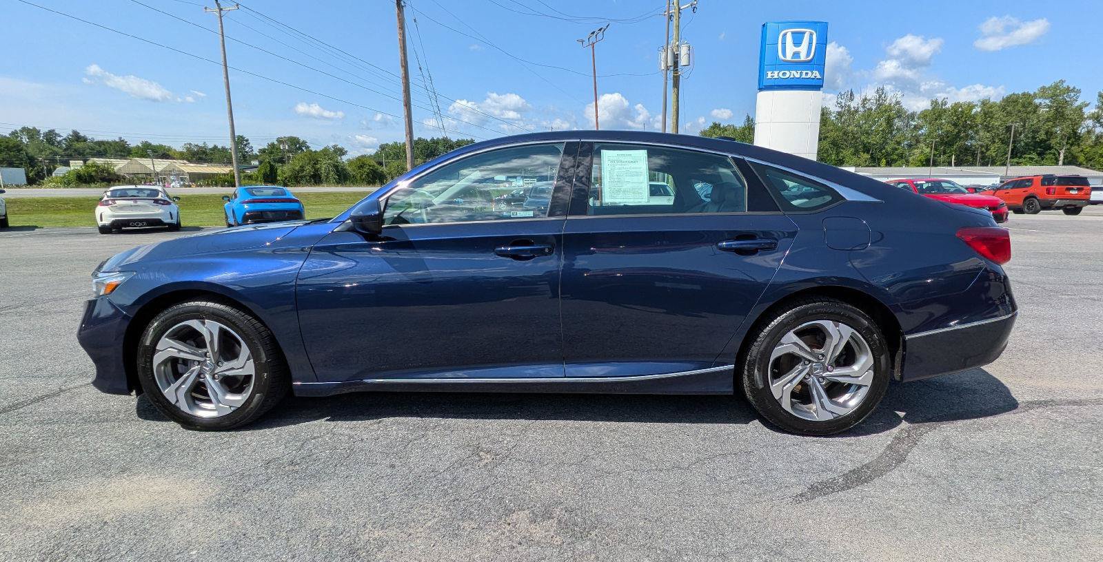 Used 2019 Honda Accord EX image 6