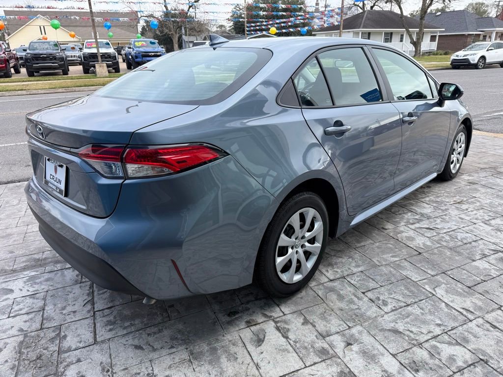 Used 2023 Toyota Corolla LE image 4