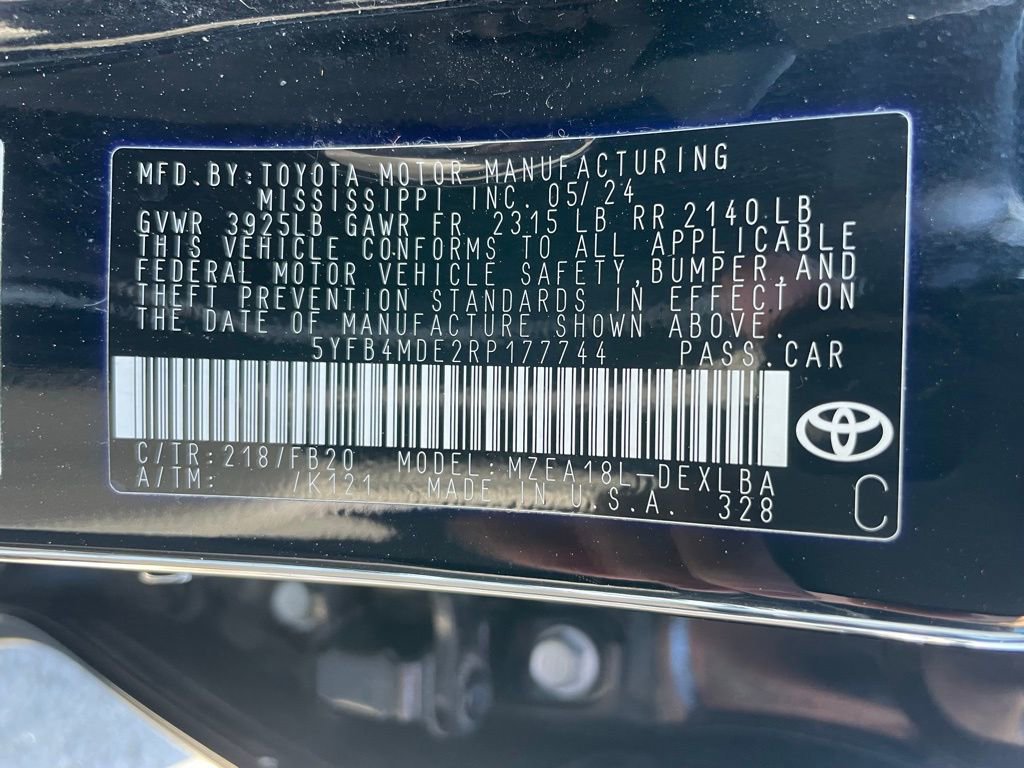 Used 2024 Toyota Corolla LE FWD image 38