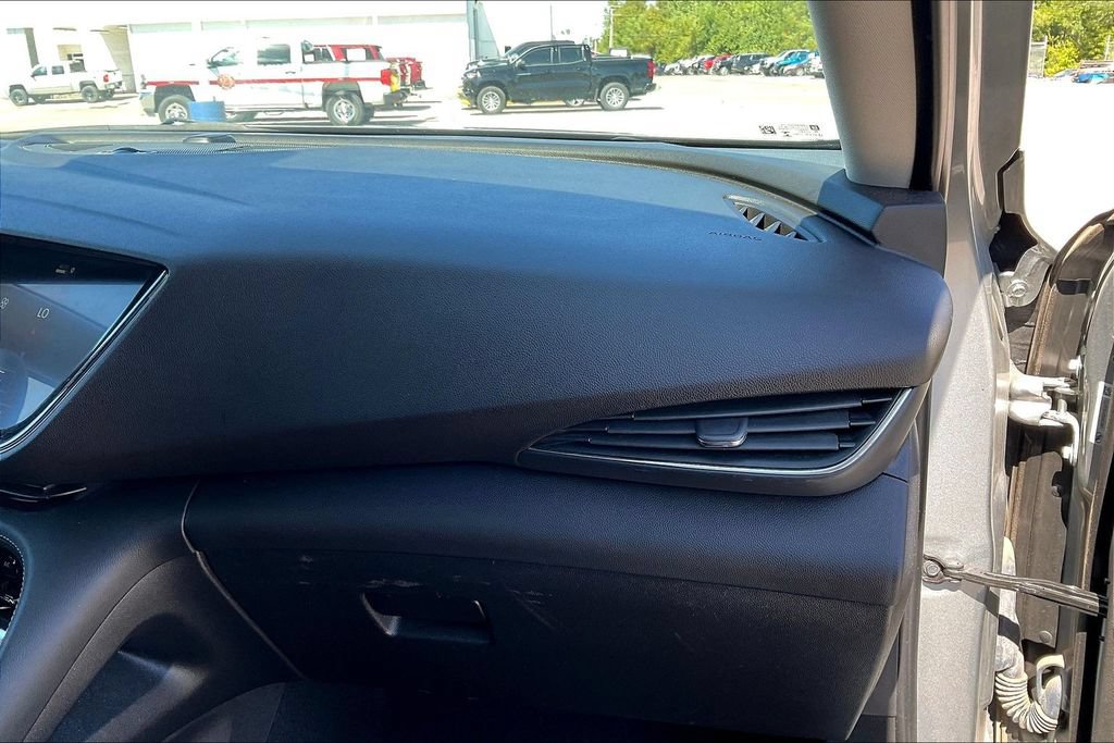 Used 2023 Buick Envision Essence w/ Sport Touring Package FWD image 15