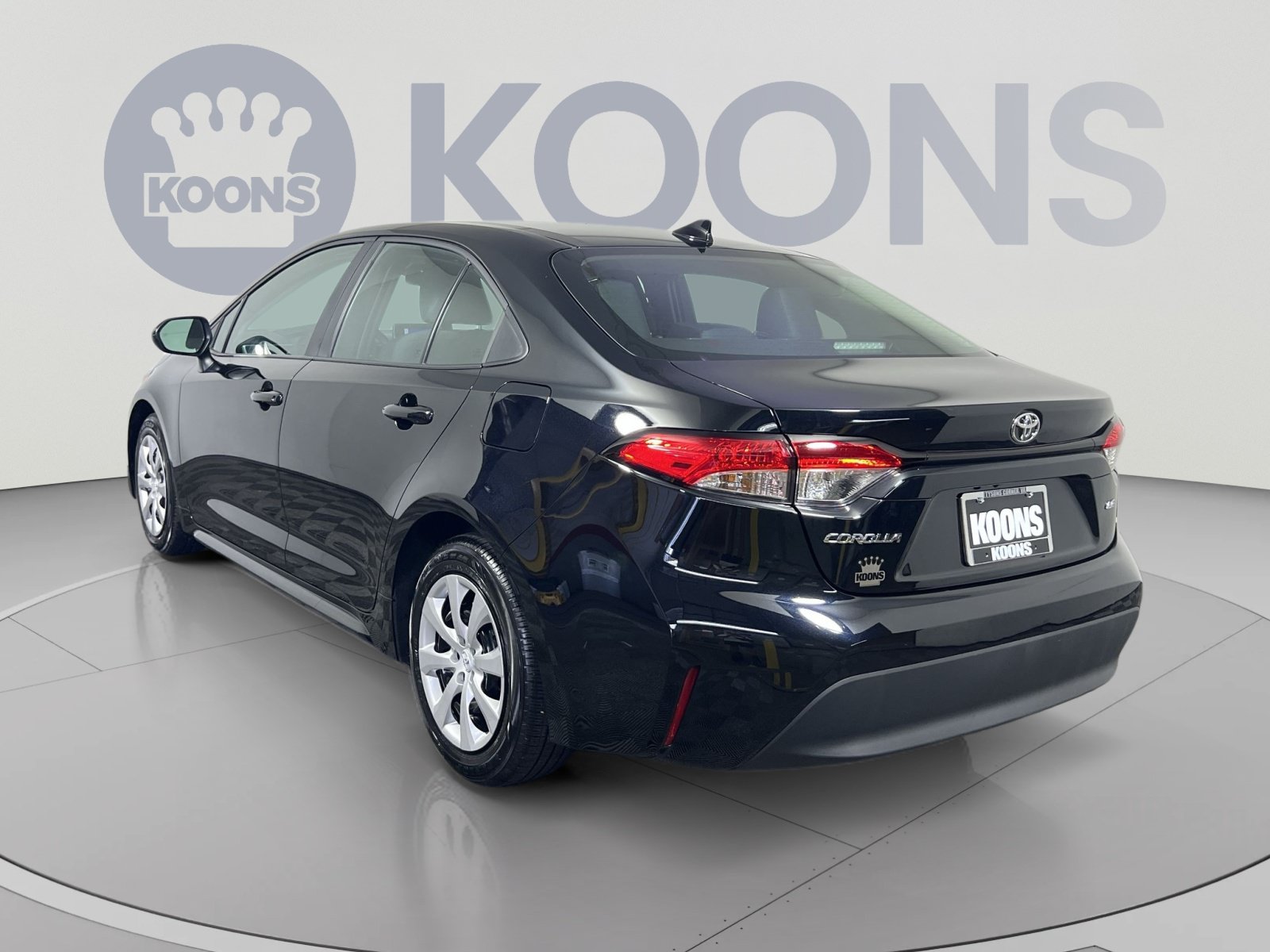 Used 2026 Toyota Corolla LE FWD image 4