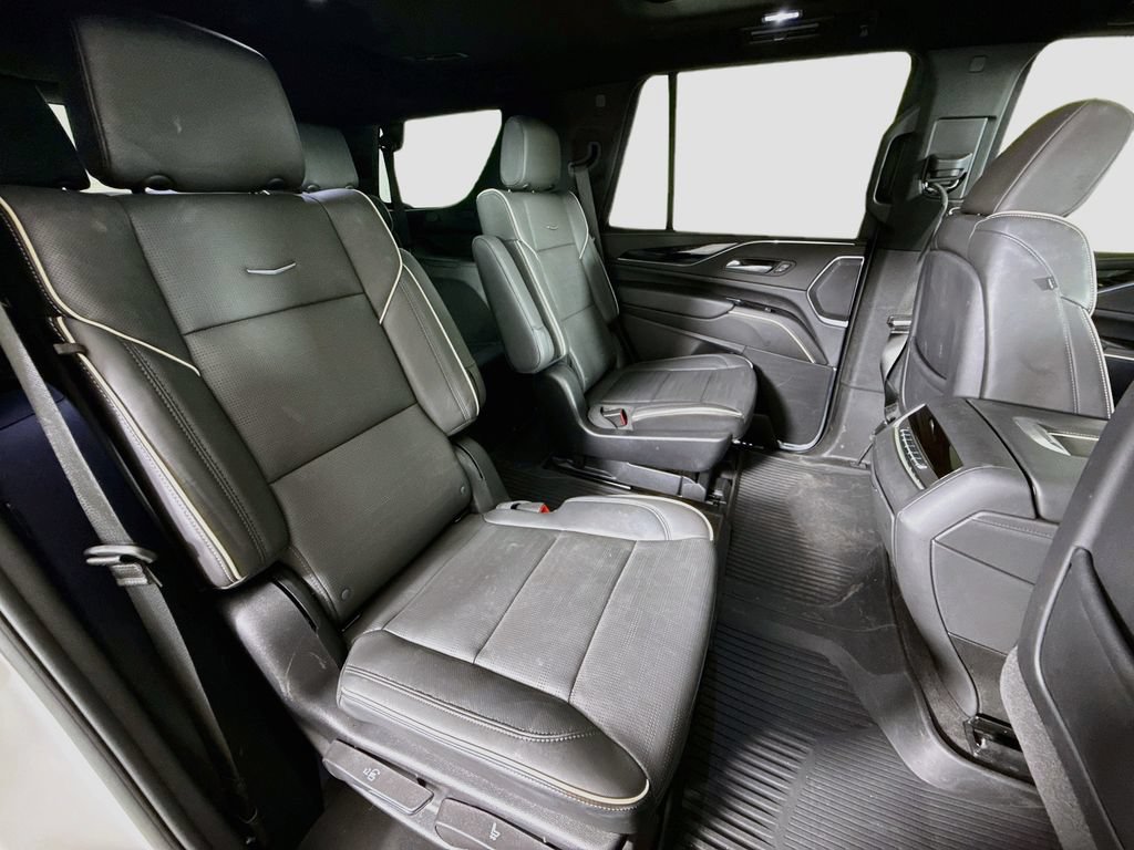 Used 2023 Cadillac Escalade Sport w/ LPO, ONYX Package AWD/4WD image 29