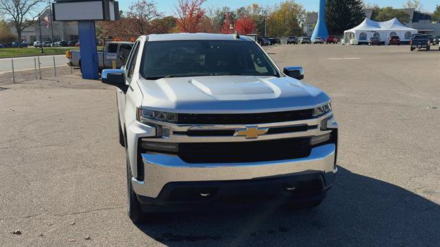 Used 2020 Chevrolet Silverado 1500 LT w/ All-Star Edition AWD/4WD image 3