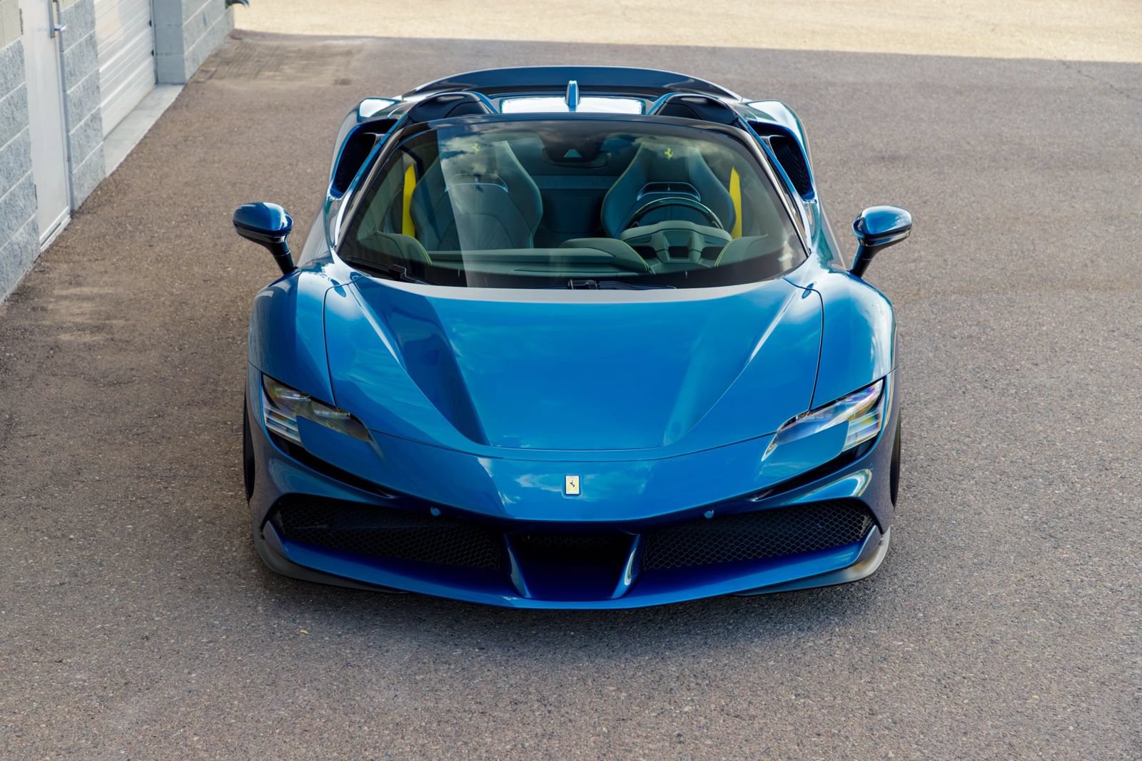 Used 2023 Ferrari SF90 Spider AWD/4WD image 10