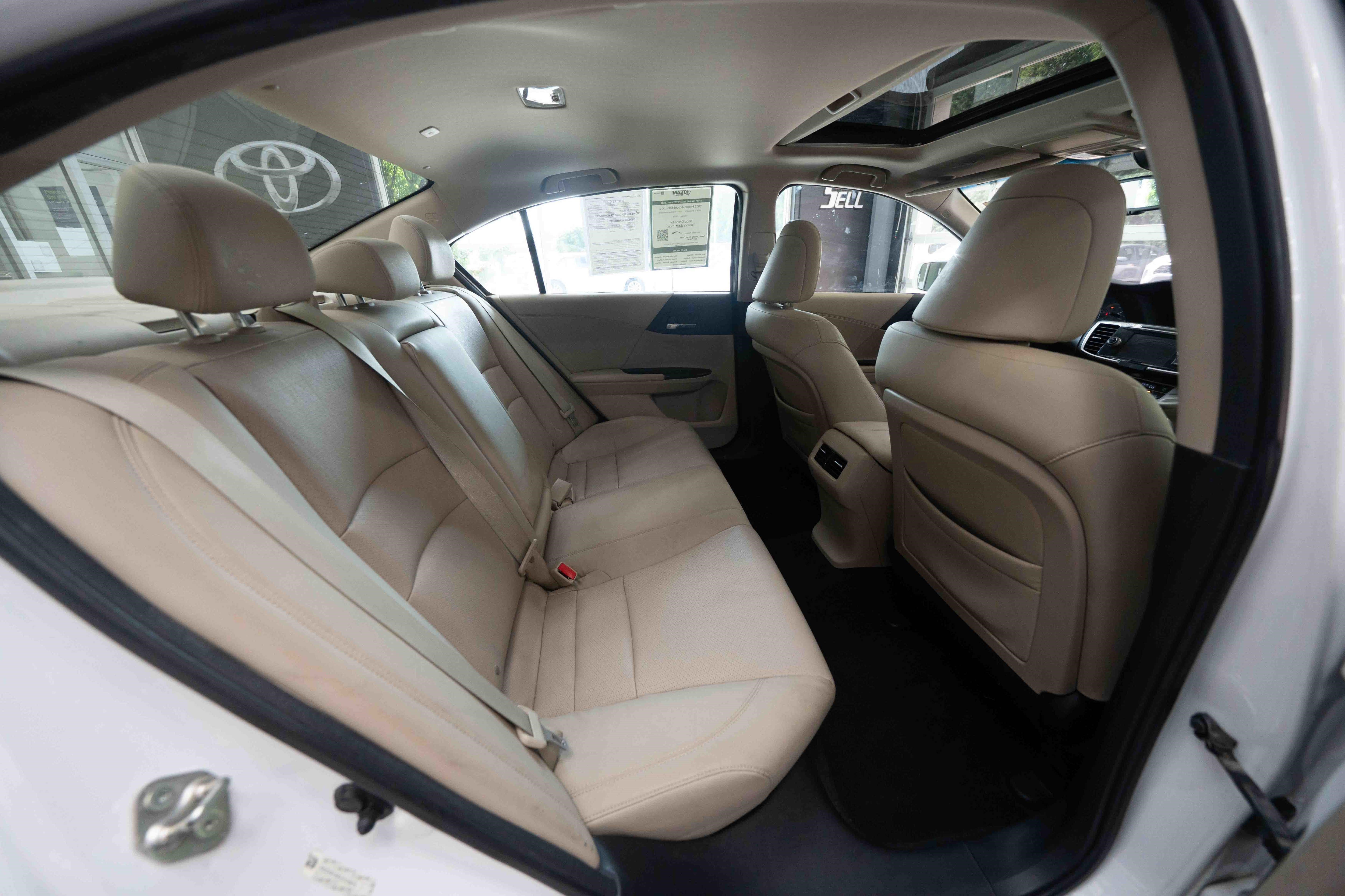Used 2013 Honda Accord EX-L image 24