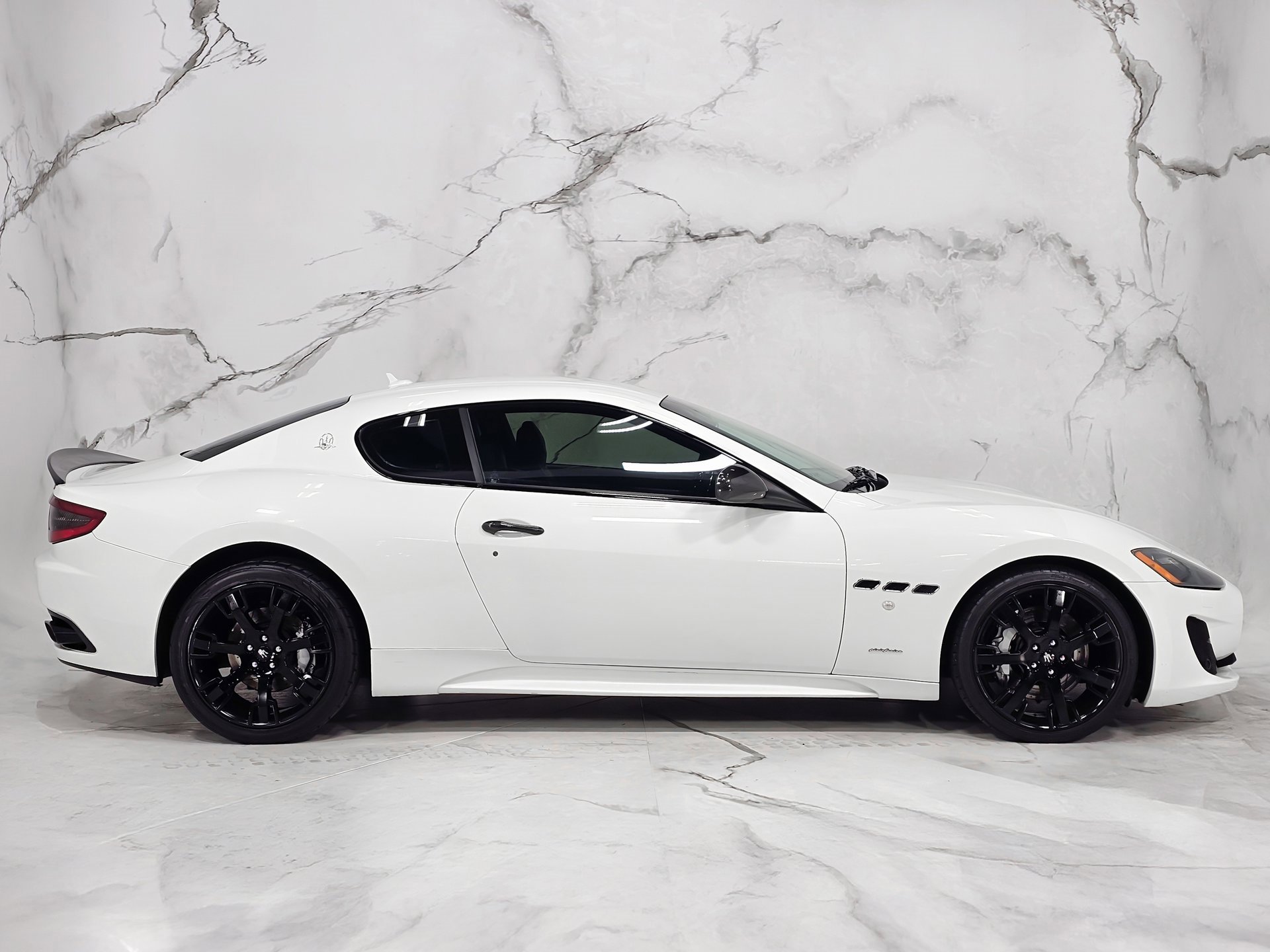 Used 2013 Maserati GranTurismo Sport image 6