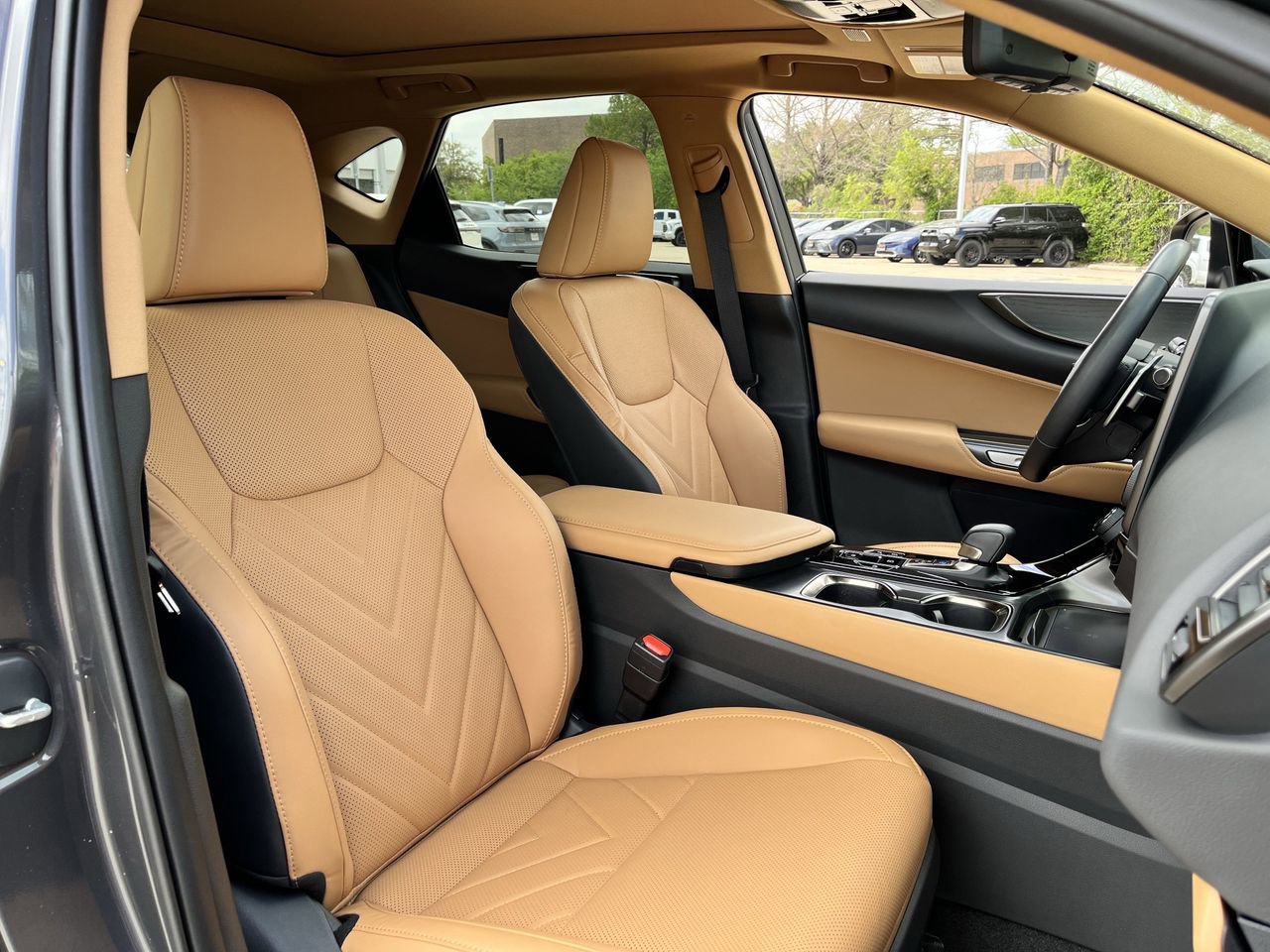 Used 2025 Lexus NX 350h AWD w/ Accessory Package (2T) image 25