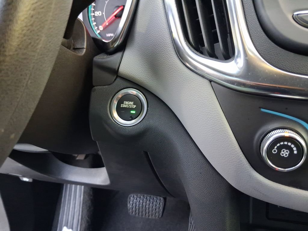 Used 2024 Chevrolet Equinox LS FWD image 21