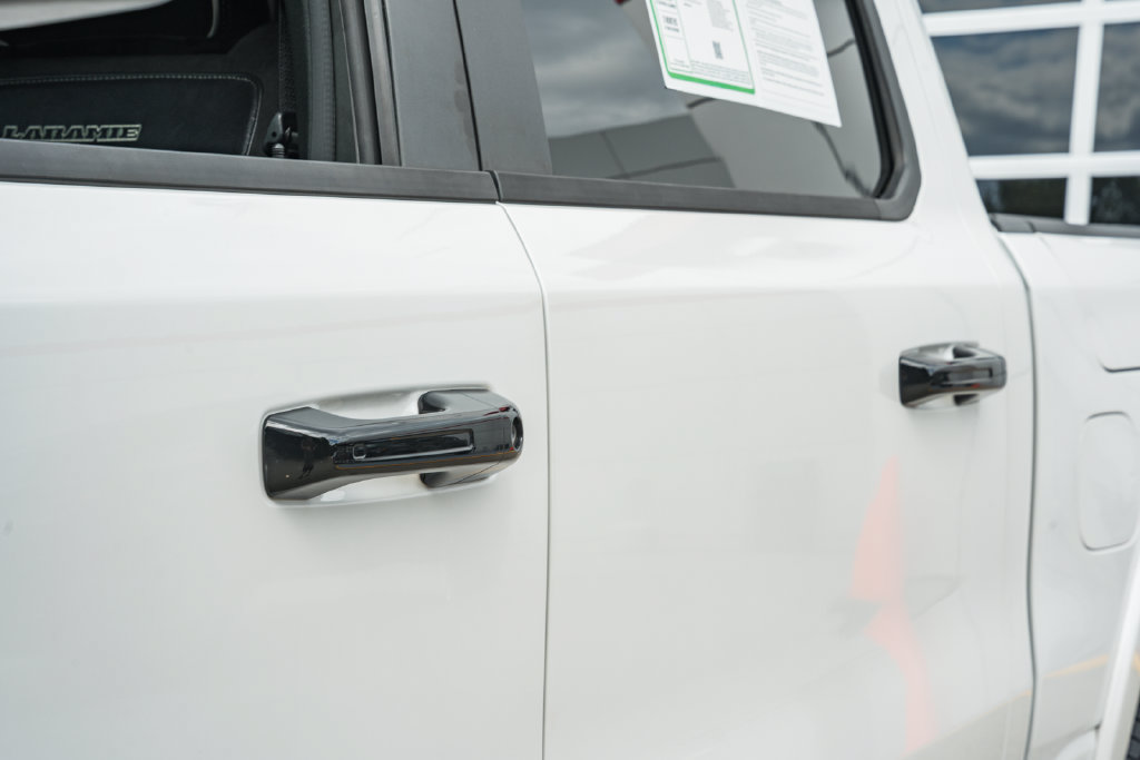 Used 2025 RAM 1500 Laramie w/ Night Edition AWD/4WD image 18