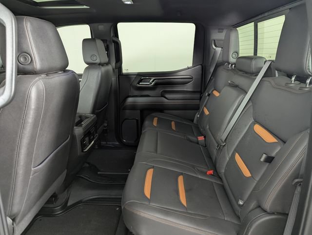 Used 2024 GMC Sierra 1500 AT4 w/ Technology Package AWD/4WD image 16