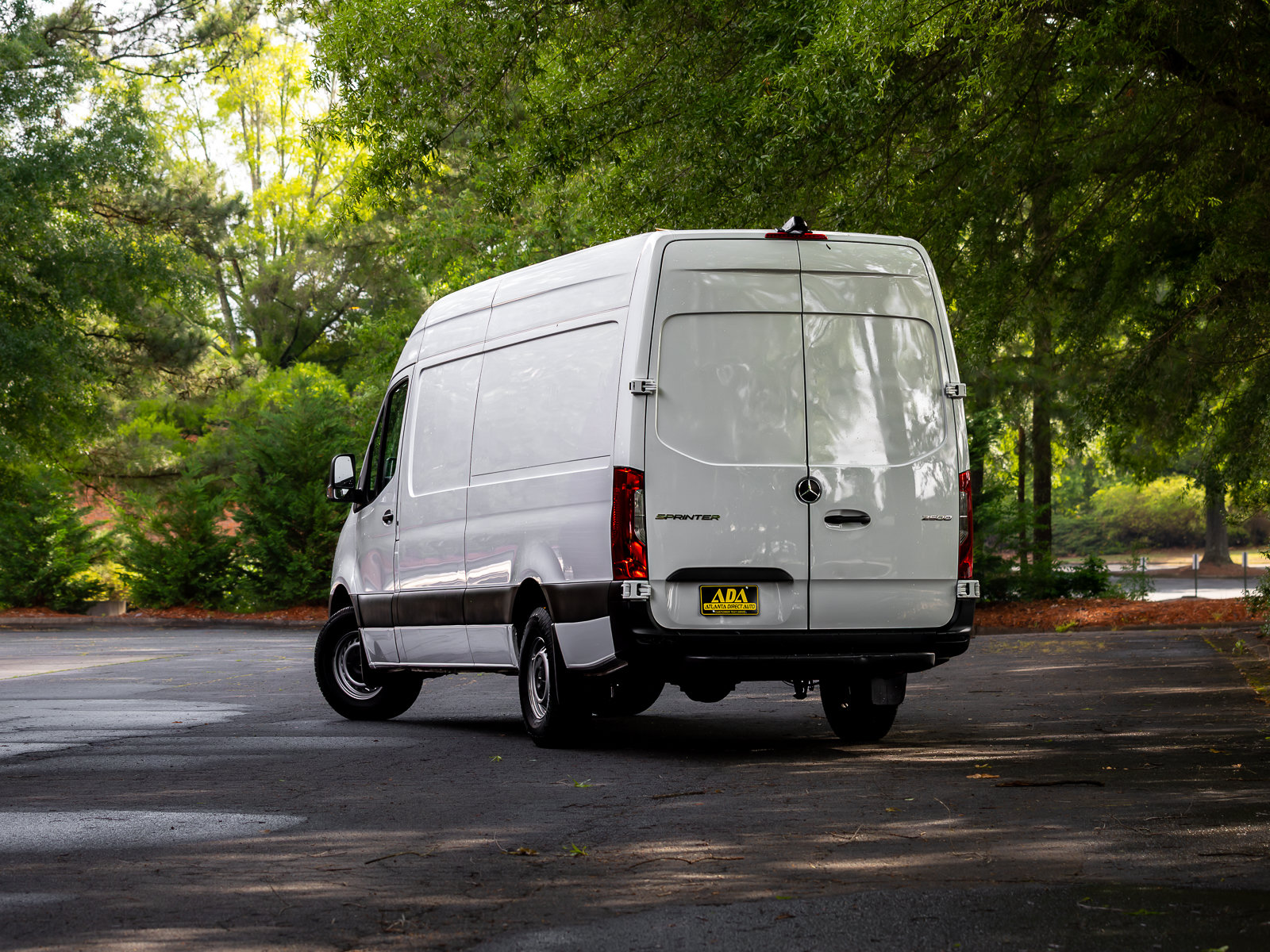 Used 2022 Mercedes-Benz Sprinter 2500 image 3