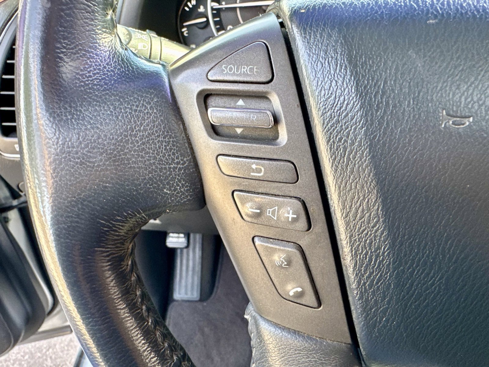 Used 2017 Nissan Armada Platinum image 21