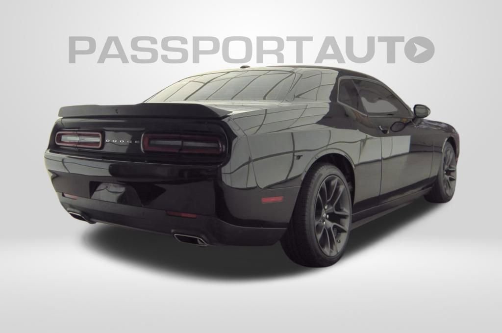 Used 2023 Dodge Challenger GT image 5