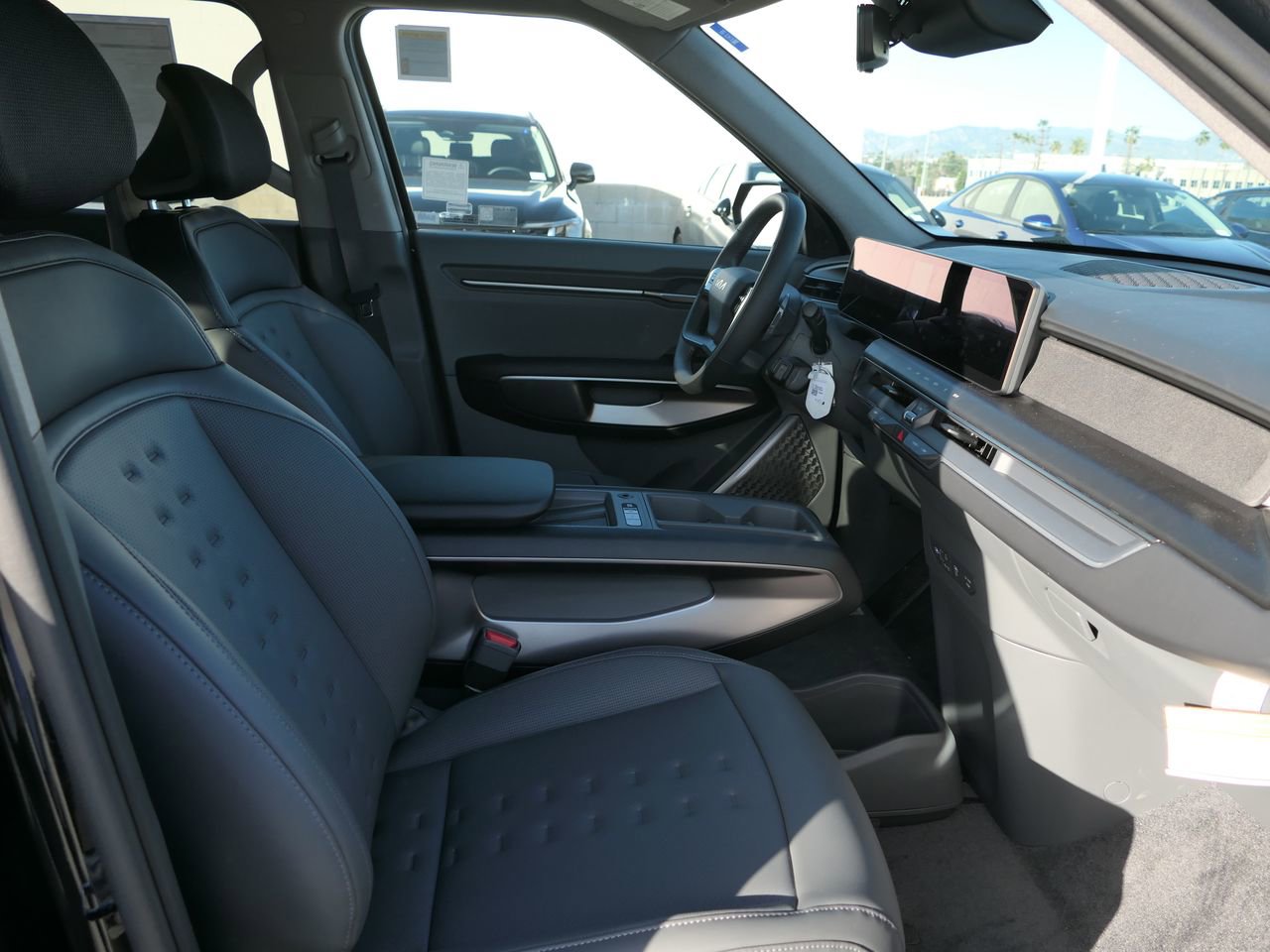 New 2026 Kia EV9 Wind image 23